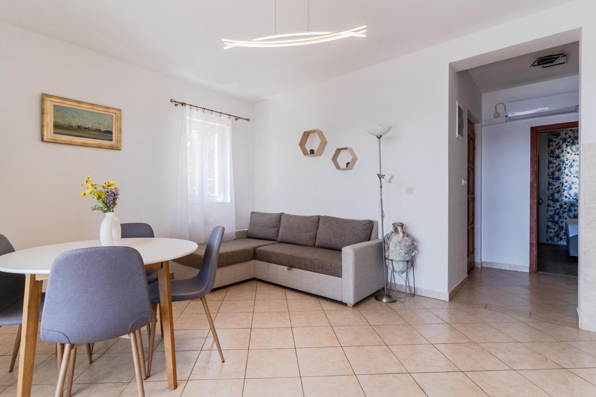 Villa Marin - 4 Apartments Zavala Bagian luar foto